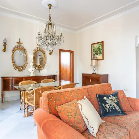 Plaza De La Constitucion Apartment Malaga