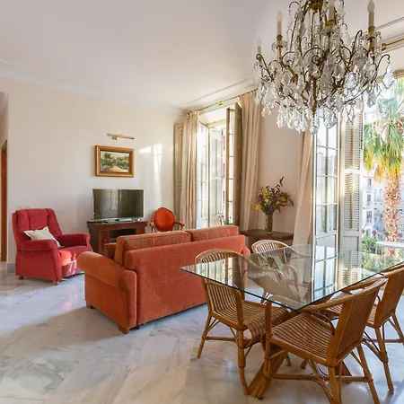 Plaza De La Constitucion Apartment