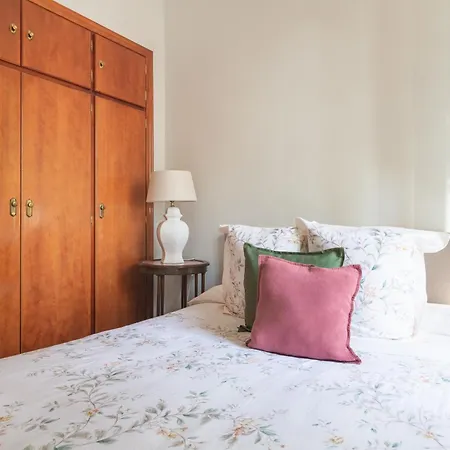 Plaza De La Constitucion Apartment *